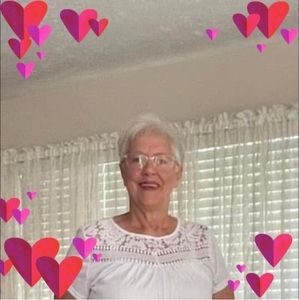 Meet your Posher, Connie